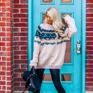 RED DRESS BOUTIQUE SWEATER‼️FINAL PRICE‼️